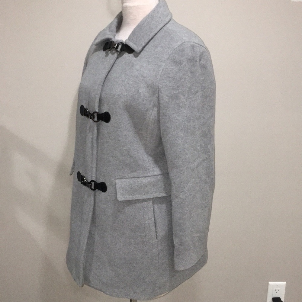 Ladies Talbots coat - Picture 3 of 6